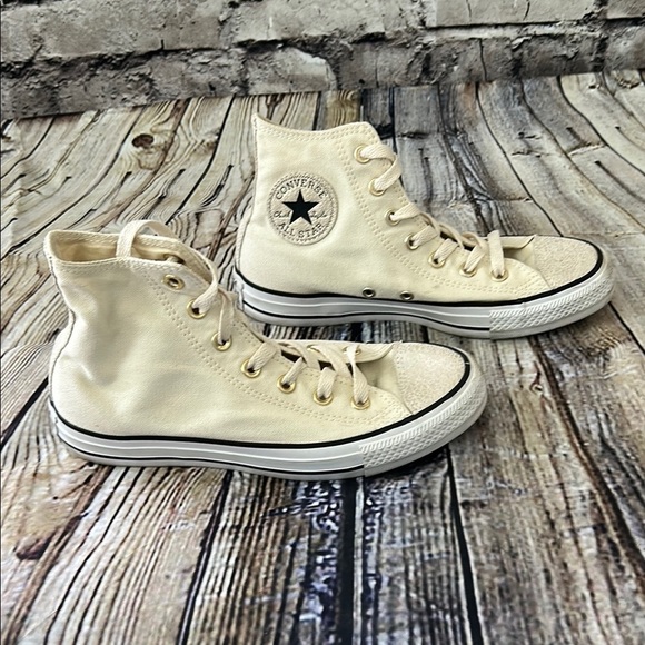 Converse Cream High-Top Sneakers and iridescent accents - Picture 4 of 9